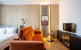 Majestic Studio Chmielna Street